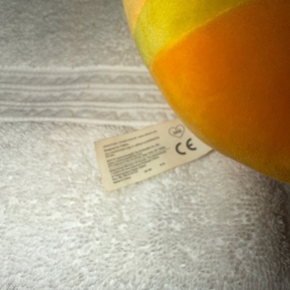 Larva Yellow Plush Toy with Sound 12-inch 2019 CWT Collection Works - Picture 8 of 10